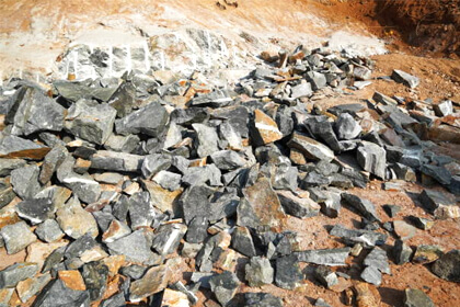 hard rock lithium ore